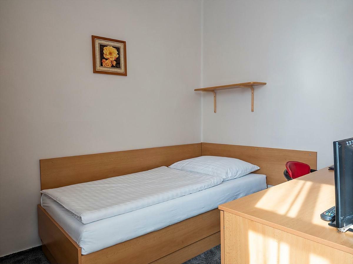 Hotel Olympia Česká Lípa エクステリア 写真