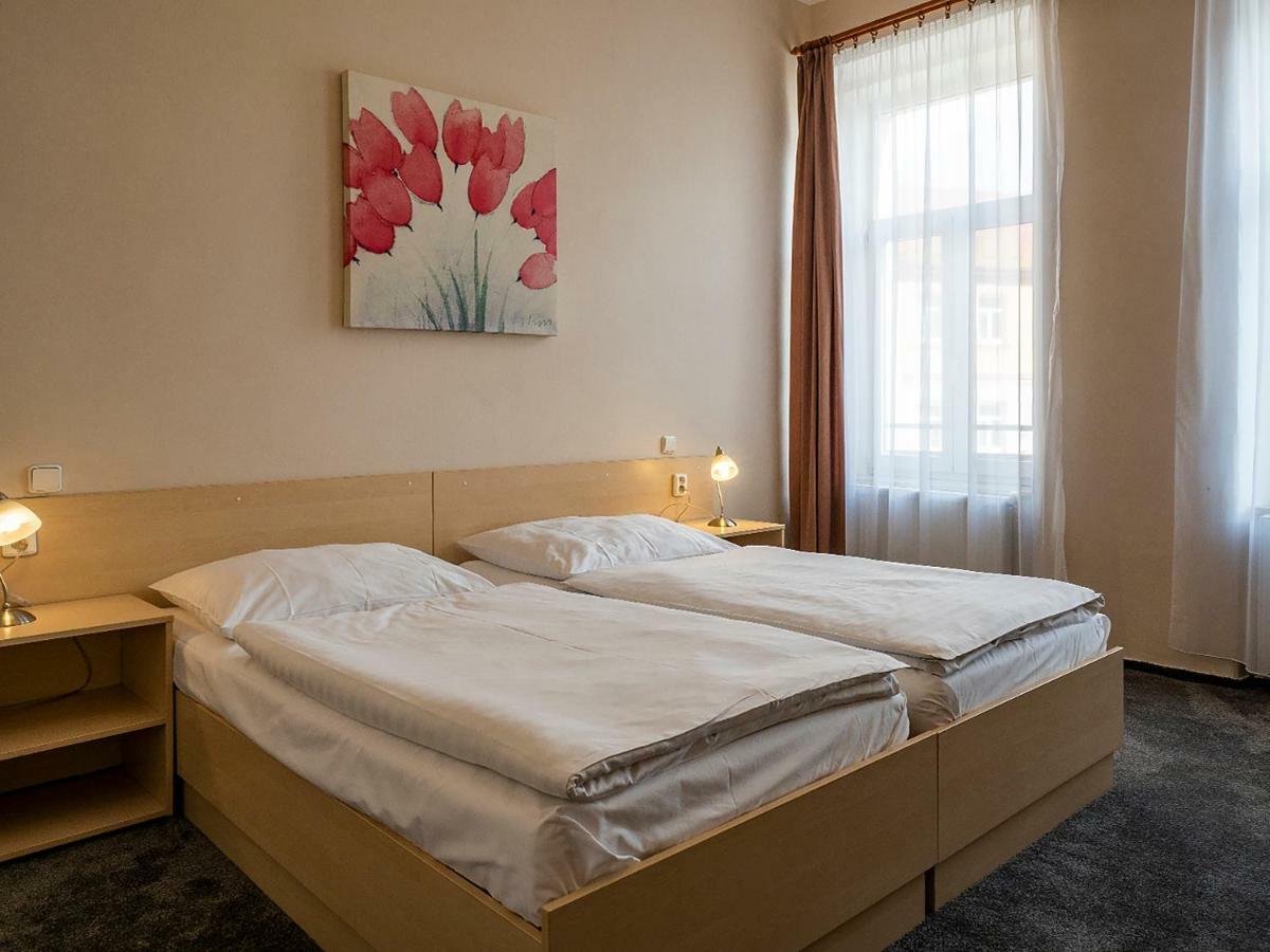 Hotel Olympia Česká Lípa エクステリア 写真